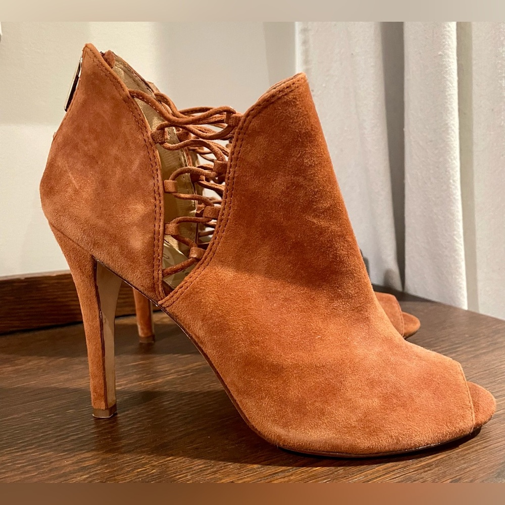 Antonio Melani Heels